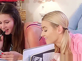 Aussie Lesbian Licking
