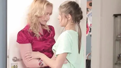 Babes Step Mom Lessons Leny Ewil Gina Gerson Kathia No