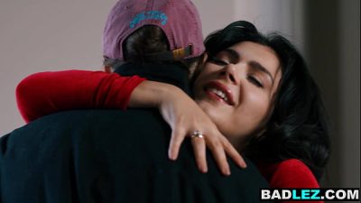 Big Boobs Curvy Italian Housewife Cheats