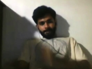 Big Cock Indian Guy Jerks Off On Webcam
