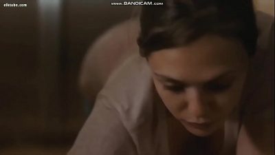 Elizabeth Chase “Lizzie” Olsen (nascida em 16 de fevereiro de 1989) é uma atriz americana.