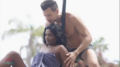 Indian Hot Natural Babe Let Me Eat Her Pussy