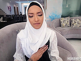 Nikki Knightly & Channy Crossfire & Allen Swift in Help From a Friend – HijabHookup