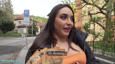 Public Agent Latina Lost Her Phone Then Screwed