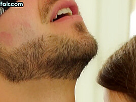Sensual Bi Throuple In Slowburn Date