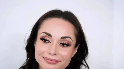Sensual Big Titted Milf Makes A Deal
