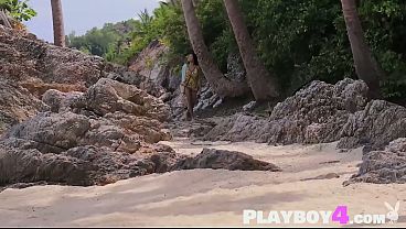 Sexy Big Tits Thai Teen Kahlisa Solo Striptease