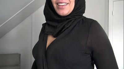 Sexy Virgin Muslim Girl Takes Of All Her Clothes