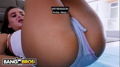 BANGBROS – Mujer Hermosa Con Culo Increíble Se Sorprende Al Ver Un Polla Colgando De Los Pantalones Cortos
