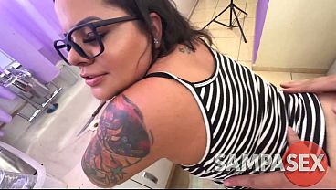 Chubby Babe Cleaning The Kitchen Ends With Anal
