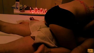 Erotic Masseuse Makes Me Cum In Mouth For Free
