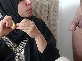 French Arab Cuckold Wife Parle Mots Cru Francais