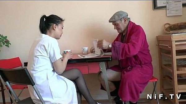 French Old Man Papy Voyeur Doing A Young Asian Nurse