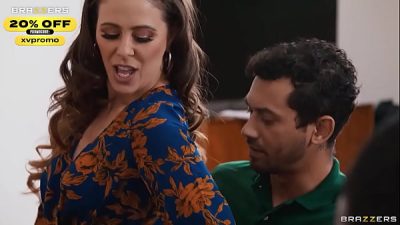 Horny Housewife / Brazzers/ Enter XVPROMO