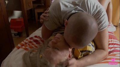 Hungry Sex Goddess Jude W Loves Getting Her Face Down