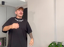 I Went To Visit My Stepbrond And Fucked His Best