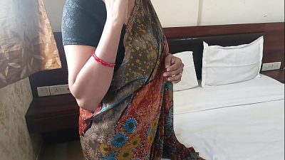 Indian Bhabhi In Saree Seduce Her Devar For Sex Indian