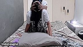 Istri Nakal Indonesia Ngajarin Seks Anal Bareng