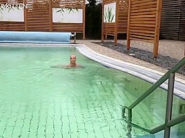 Lara Cumkitten Public Ficktreffen In Der Therme