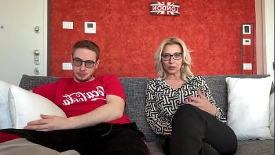 Max Felicitas Introduce Nel Mondo Del Porno La Milf