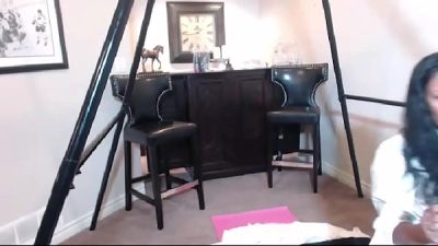 Maxine X Takes That Long Dildo Inside Her Oriental