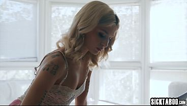Petite Blonde Teen Emma Rosie Boyfriends Parent
