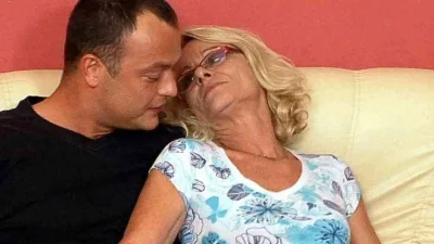 Slim Mature Grandma Seduced To Fuck By Young Guy Next