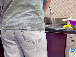 Sweet Russian Cutie Sucks Guys Trunk In Homemade