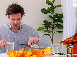 Thanksgiving Dessert – S31:E4 – Juan El Caballo Loco, Ken Feels, Scarlett Alexis, Tiana Blow – Myfamilypies