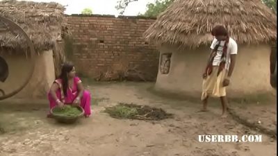 Village Bhabhi Seducing Her Devar