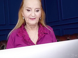 Vozbuzhdennaya Gilfa Poluchaet Traha V Kisku Kak V