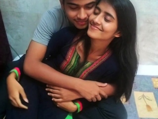 Desi Mms Hot Kiss Up Girlfriend Hot Lips Kissing Sex