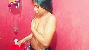 I had sex with my girlfriend and took a bath