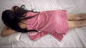 Nri Lady Got Her Ass Massaged By The Waiter