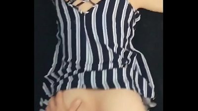 Video CASERO de MEXICANA Jovencita, La GRABO por ATRÁS Mientras Se la COME Toda ACOSTADA!!