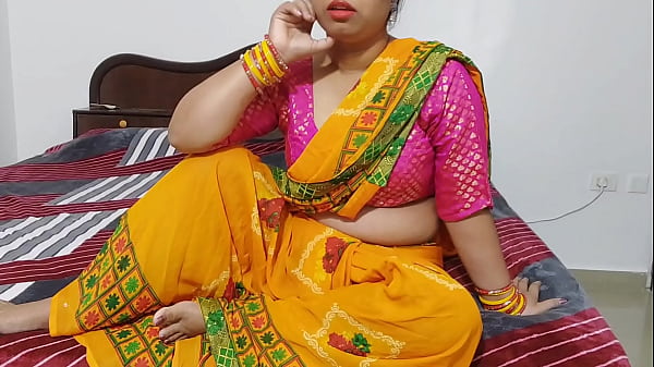 Indian Xxx Bhabhi Caught Her Husband With Sexy Aunty